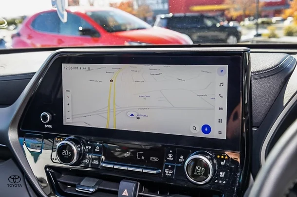 2022 Toyota Kluger Hybrid AWD GRANDE image 19