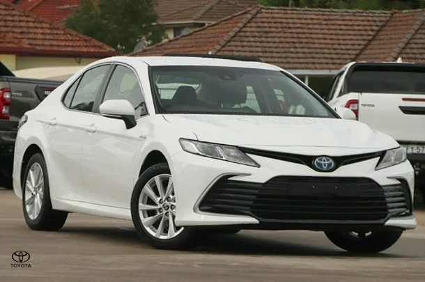2023 Toyota Camry Hybrid Ascent