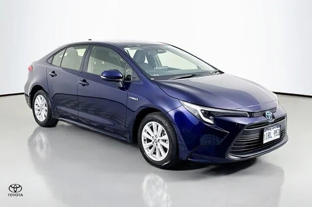 2023 Toyota Corolla Sedan Hybrid Ascent Sport