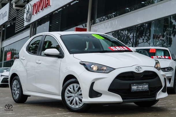 2022 Toyota Yaris Ascent Sport