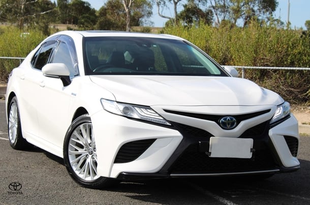 2019 Toyota Camry Hybrid SL