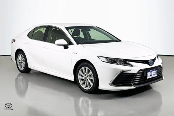 2021 Toyota Camry Hybrid Ascent