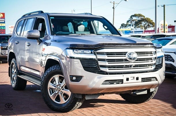 2023 Toyota Landcruiser VX
