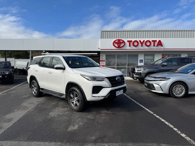 2024 Toyota Fortuner GX