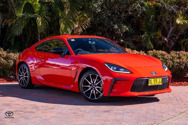2024 TOYOTA GR86 GT