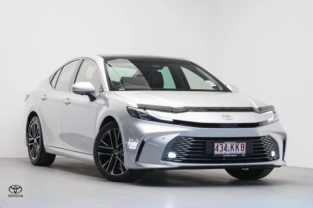 2024 Toyota Camry Hybrid SL