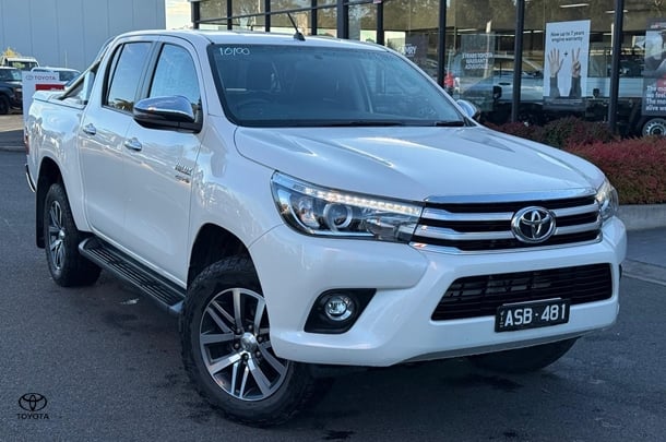 2018 Toyota Hilux SR5