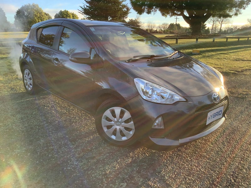 2013 Toyota Aqua 1.5 Hybrid Electric Vehicle G...