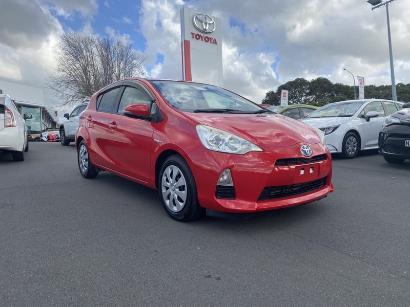 2013 Toyota Aqua 1.5 Hybrid S 5 Dr Hatch CVT 2W...