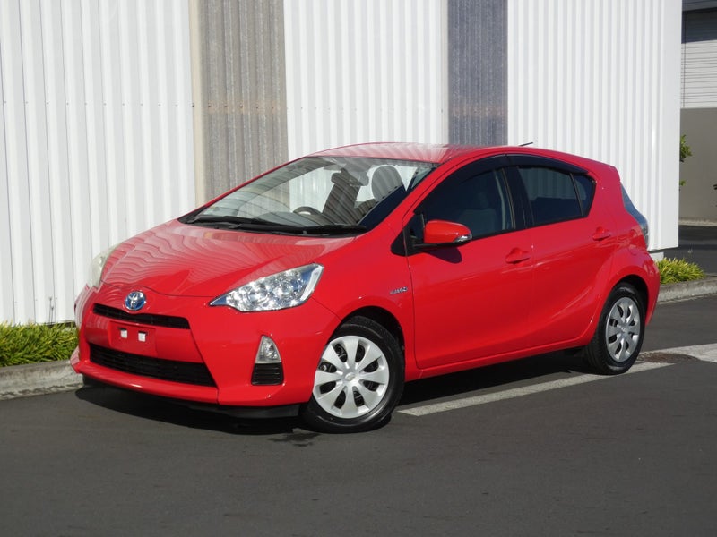 2013 Toyota Aqua 1.5 Hybrid S