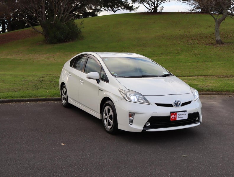 2013 Toyota Prius 1.8 Petrol S 5 Dr Hatch CVT 2WD