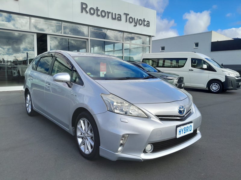 2013 Toyota Prius 7 Seater - 5 Year HV Battery...