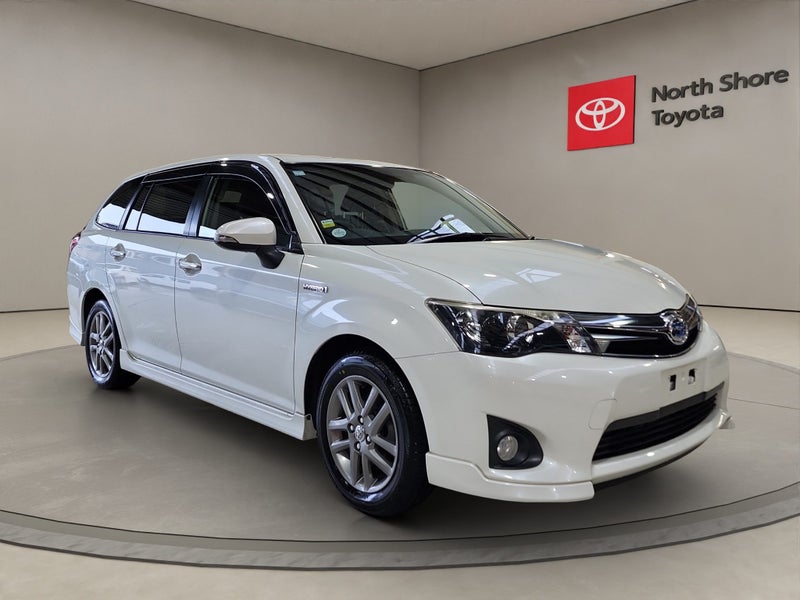 2014 Toyota Corolla Fielder 1.5L Hybrid G 2WD S...