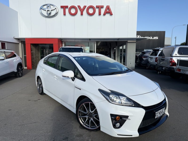 2014 Toyota Prius 1.8 Hybrid S Touring G Sport