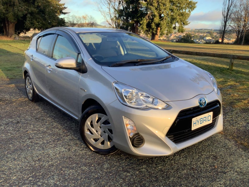 2015 Toyota Aqua 1.5 Hybrid Electric Vehicle S