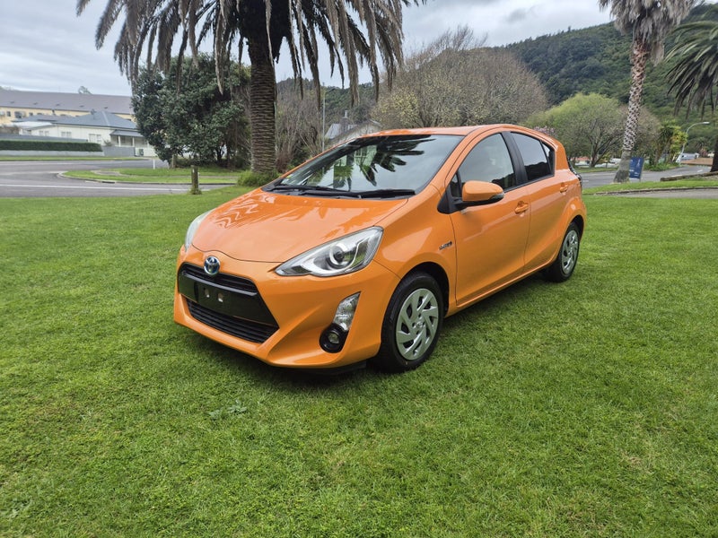 2015 Toyota Aqua 1.5 Hybrid S