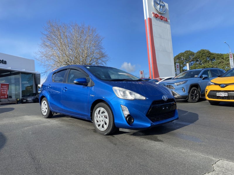 2015 Toyota Aqua 1.5 Hybrid S Hatch