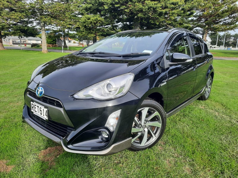 2015 Toyota Aqua 1.5 Hybrid X Urban Hatch - Cer...