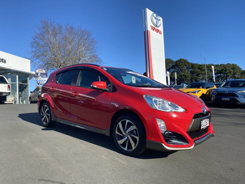 2015 Toyota Aqua 1.5 Hybrid X Urban Hatchback