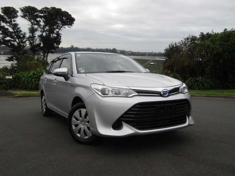 2015 Toyota Corolla Fielder 1.5 Hybrid G Wagon
