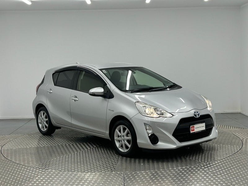 2016 Toyota Aqua 1.5 Hybrid G