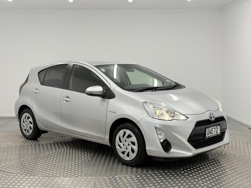 2016 Toyota Aqua 1.5 Hybrid S