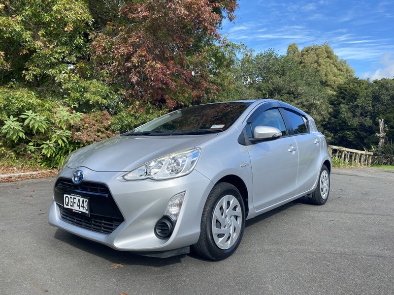 2016 Toyota Aqua 1.5 Hybrid S 5 Dr Hatch