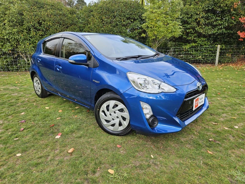 2016 Toyota Aqua 1.5 Hybrid S