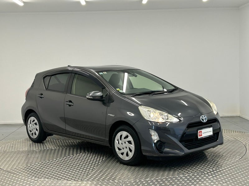 2016 Toyota Aqua 1.5 Hybrid S