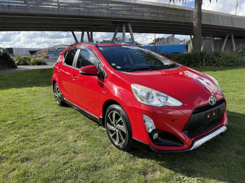 2016 Toyota Aqua 1.5 Hybrid X Urban Hybrid Hatc...