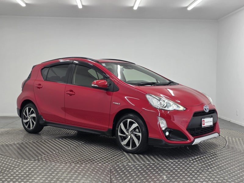 2016 Toyota Aqua 1.5 Hybrid X Urban Solid