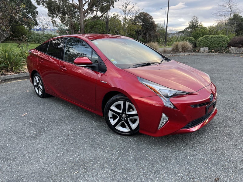 2016 Toyota Prius 1.8 Hybrid A Touring Selectio...