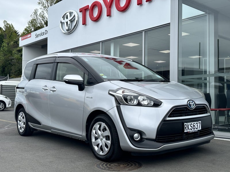 2016 Toyota Sienta 1.5 Hybrid G 7 Seats