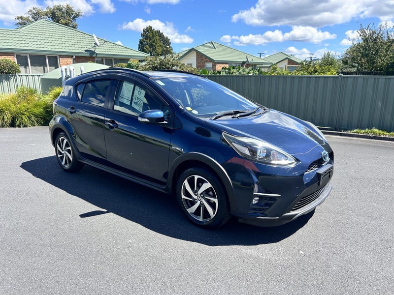 2017 Toyota Aqua 1.5 Hybrid Crossover 5 Dr Hatc...