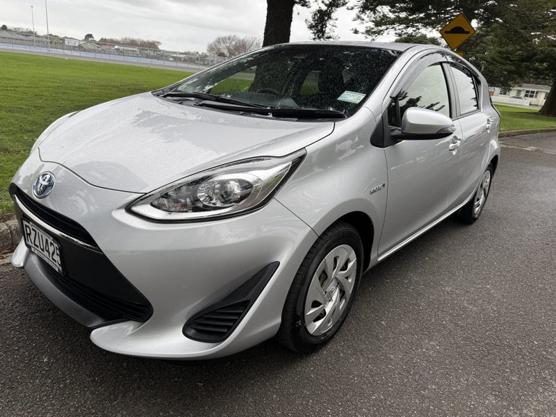 2017 Toyota Aqua 1.5 Hybrid S Automatic Hatch
