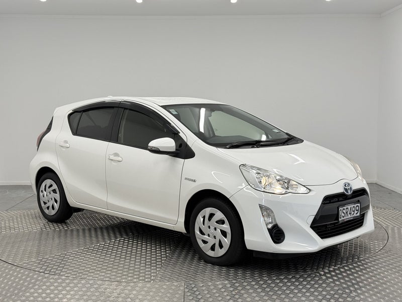 2017 Toyota Aqua 1.5 Hybrid S Hatch