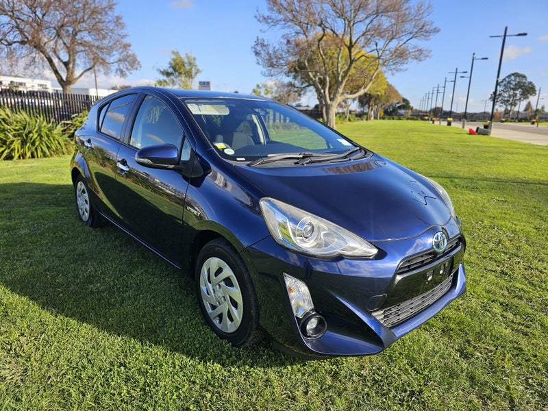 2017 Toyota Aqua 1.5 Hybrid S Hatch - Certified...