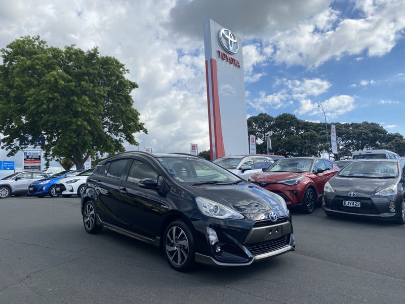 2017 Toyota Aqua 1.5 Hybrid X Urban