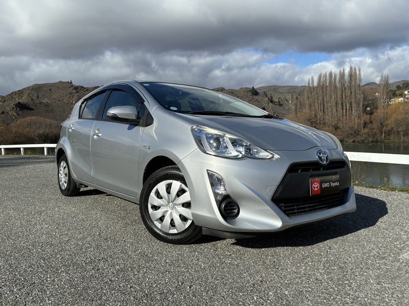 2017 Toyota Aqua Hybrid S