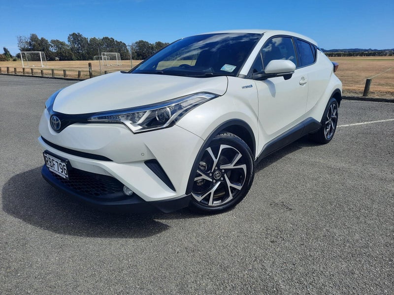 2017 Toyota C-HR 1.8 Hybrid G SUV - Certified I...