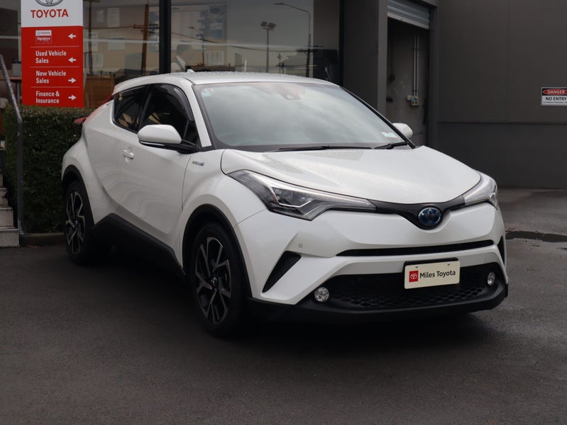 2017 Toyota C-HR CHR HYBRID G SPEC, Push Start
