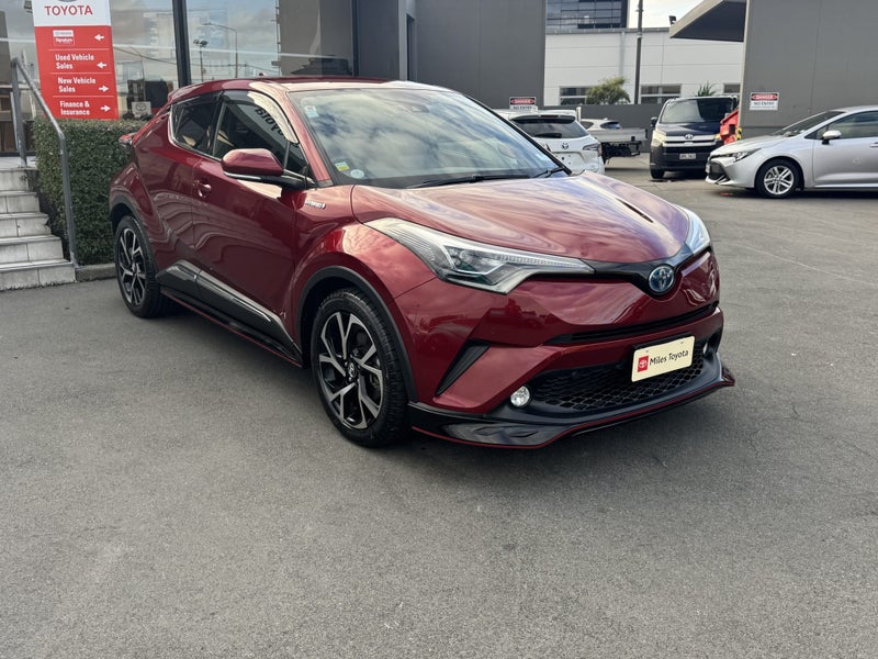 2017 Toyota C-HR G Spec HYBRID CHR, Leather
