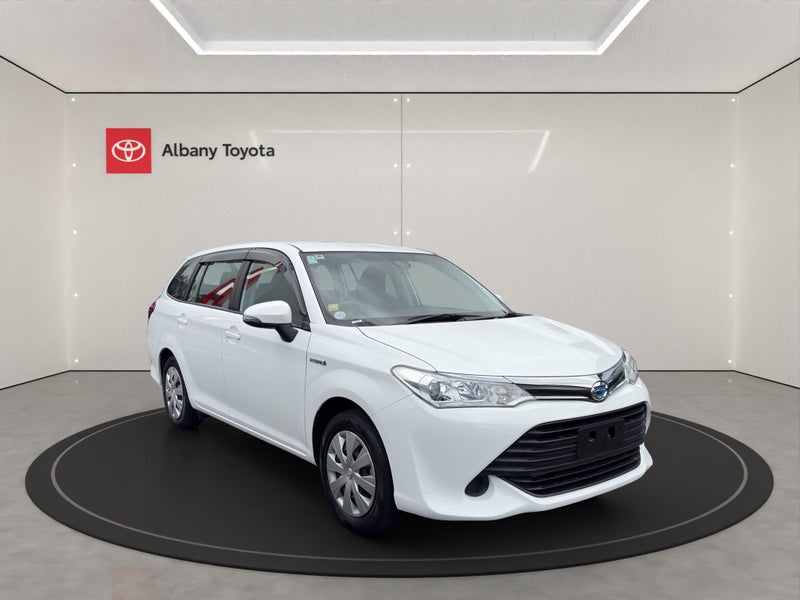 2017 Toyota Corolla Fielder 1.5 Hybrid EX 5 Dr...