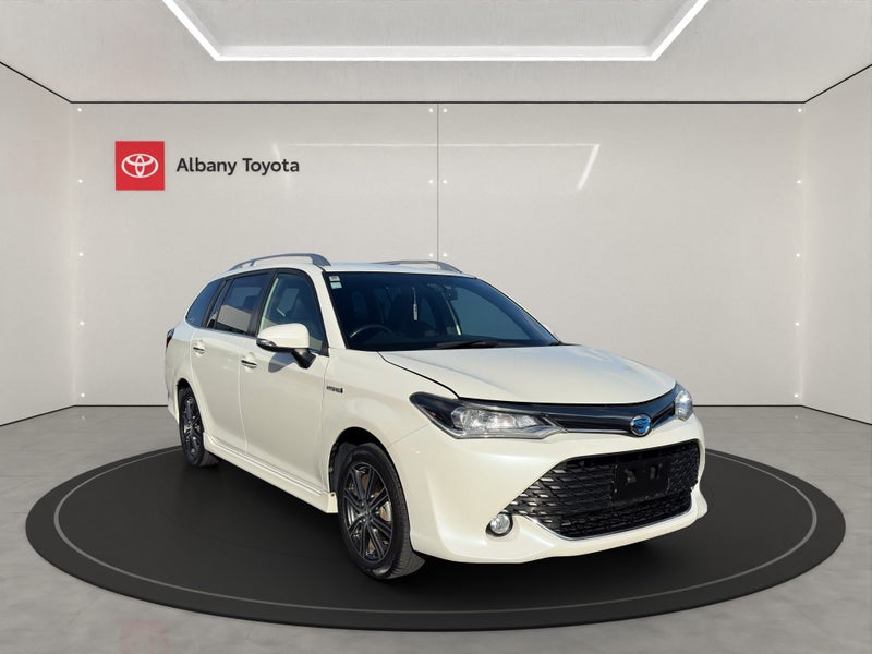 2017 Toyota Corolla Fielder 1.5 Hybrid G WxB 5...