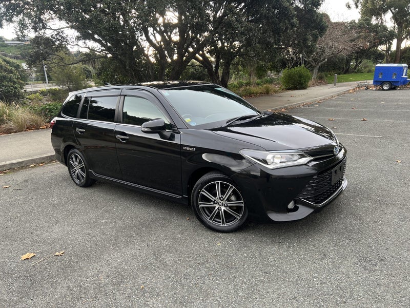 2017 Toyota Corolla Fielder 1.5 Hybrid Wagon