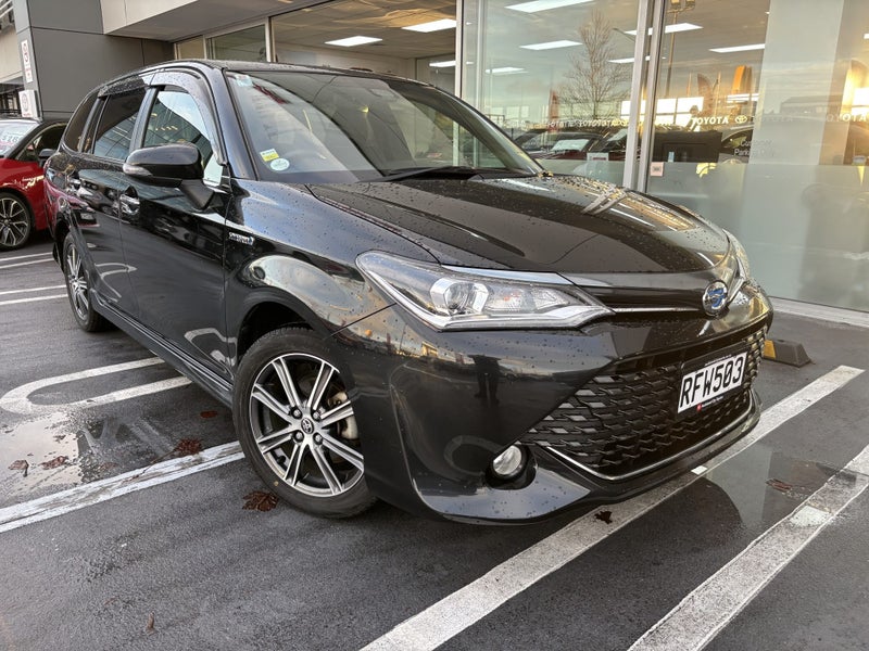 2017 Toyota Corolla Fielder WXB HYBRID