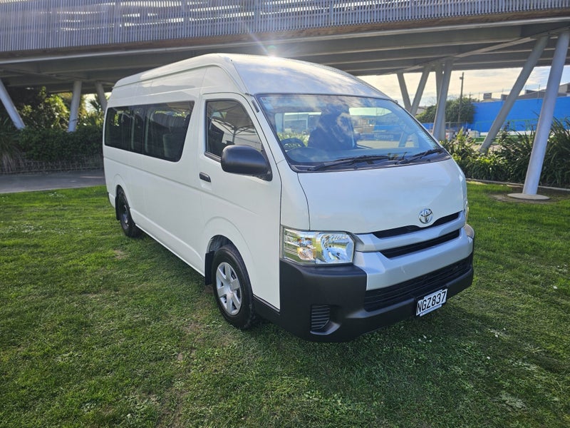 2017 Toyota Hiace MINIBUS RWD 3.0TD Automatic V...