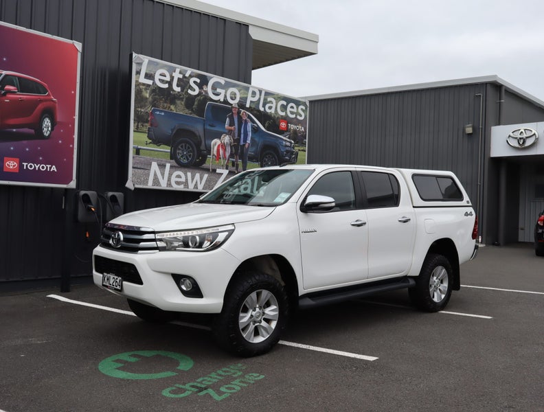 2017 Toyota Hilux 4WD SR5 2.8DT DOUBLE CAB UTE/...