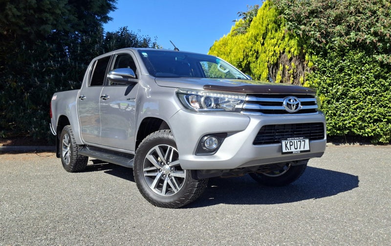 2017 Toyota Hilux 4WD SR5 LIMITED 2.8DT DOUBLE...