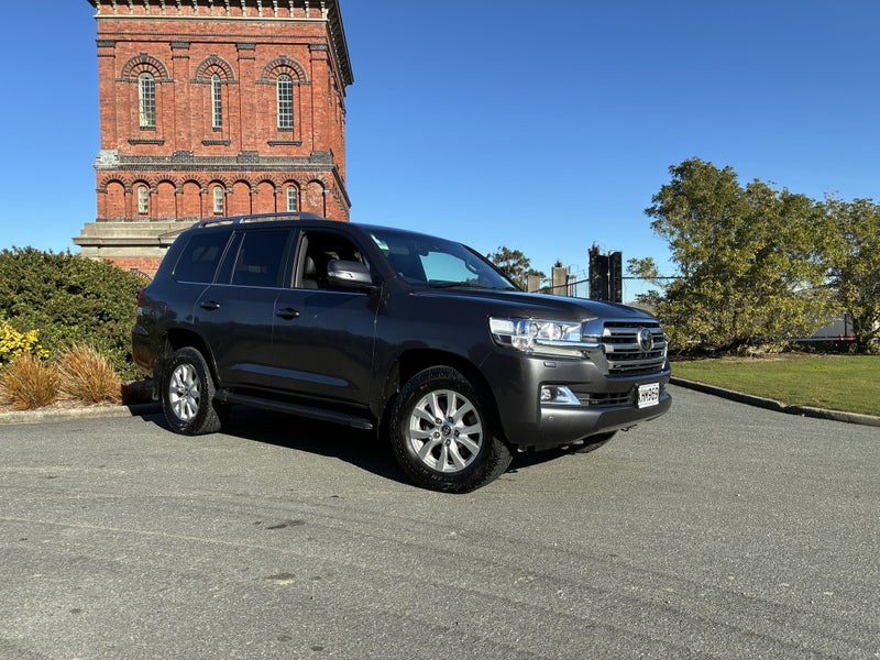 2017 Toyota Land Cruiser 200 VX